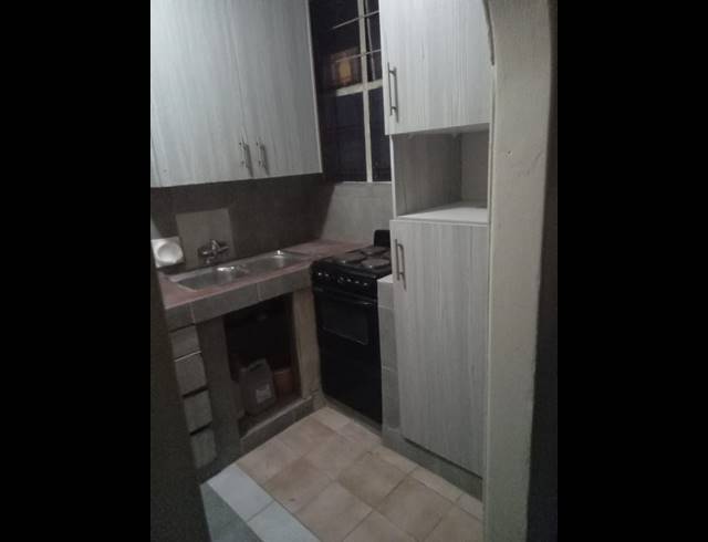 2 BEDROOM APARTMENT FOR SALE IN EAST LYNNE